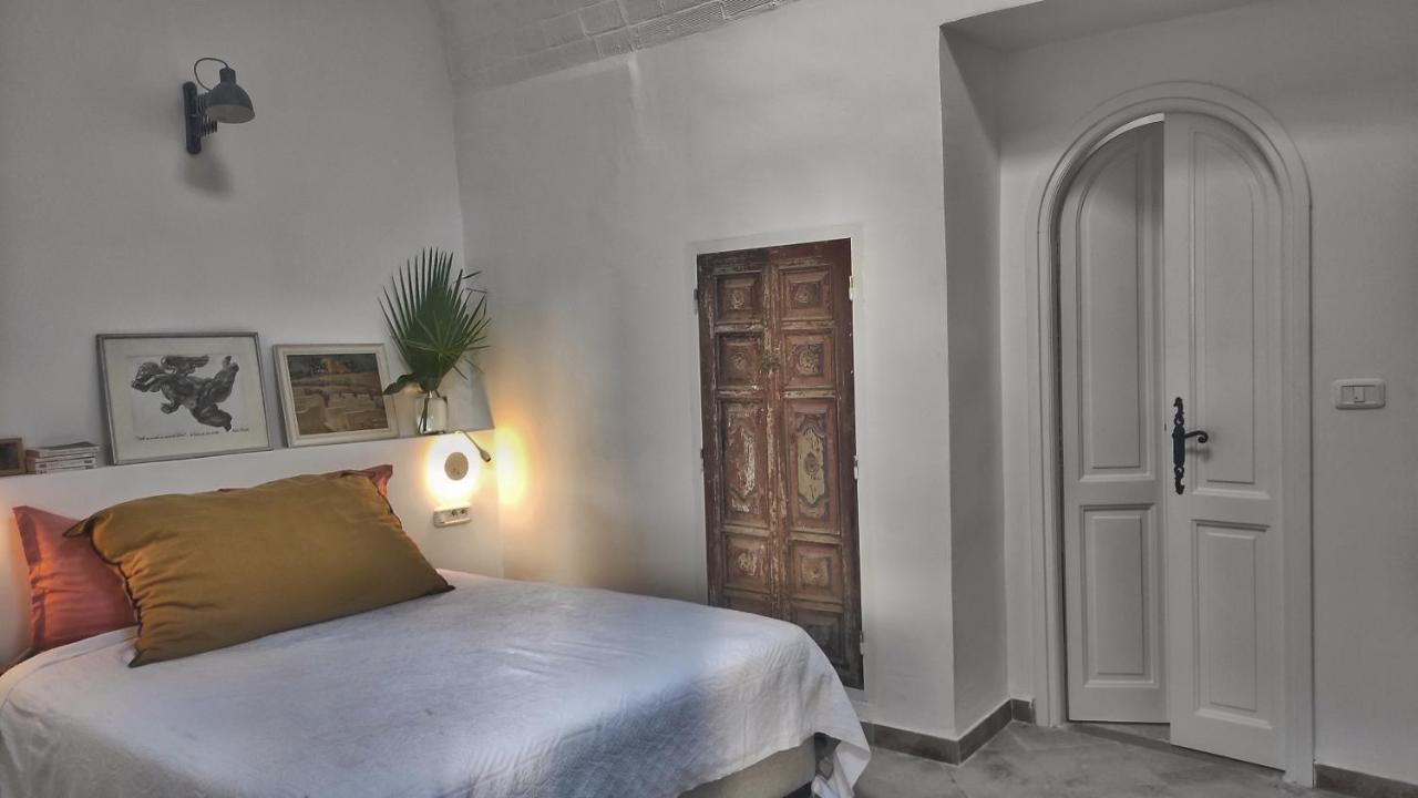 Lella Zohra, Studio Avec Piscine A Sidi Bou Said Bed and Breakfast Eksteriør billede